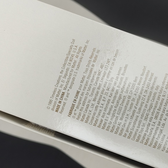 Midnight Gala Barbie/1995 - Picture 12 of 13